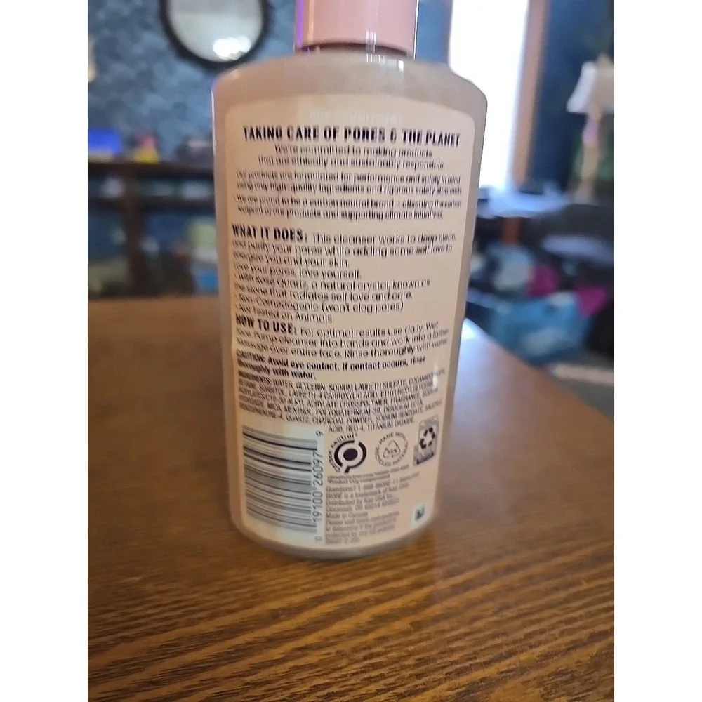 Biore Charcoal Face Wash 6.77 Fl Oz Rose‎ Quartz Infused Oil Free Vegan Cleanser